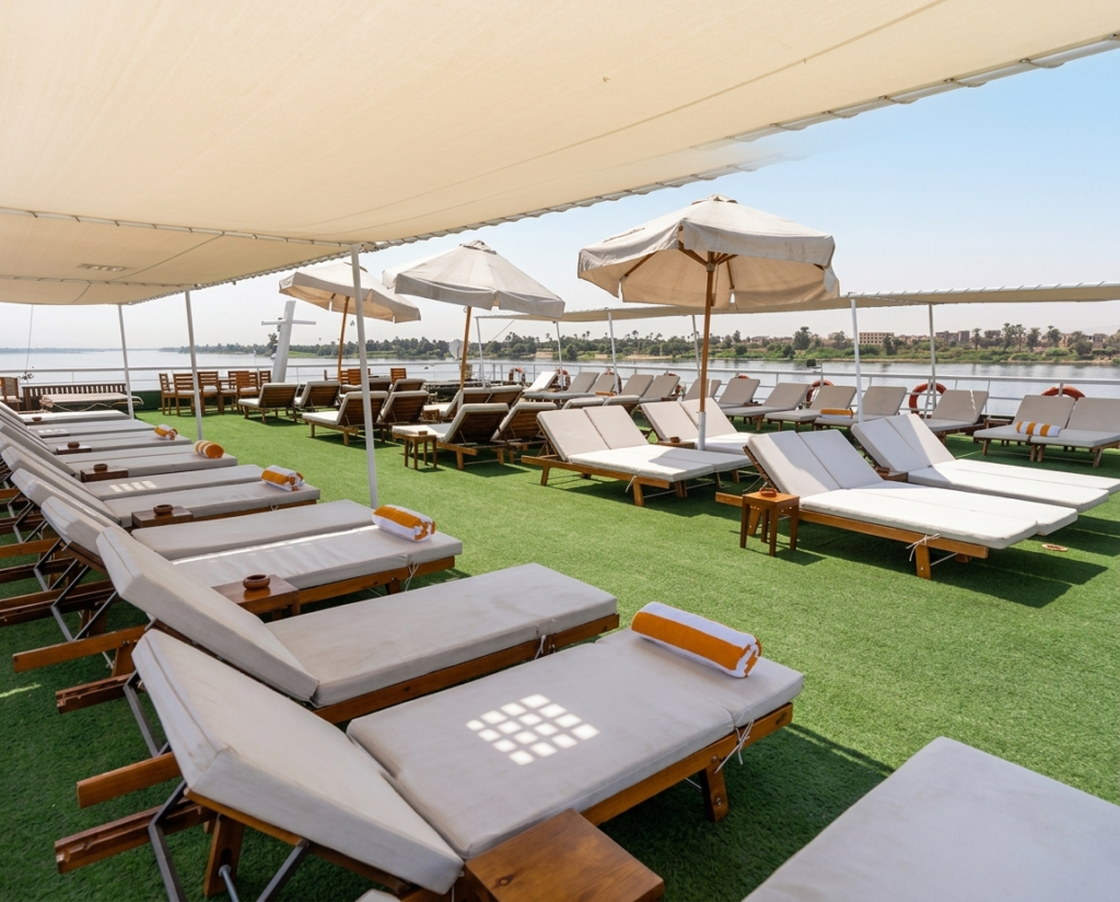 Nile Crown 1 cruise ship